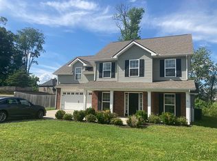 1201 Elsborn Ridge Rd, Maryville, TN 37801