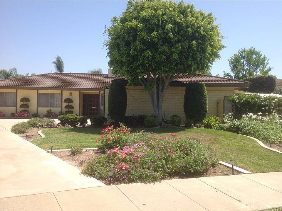 1st image of 489 S Greengrove Dr