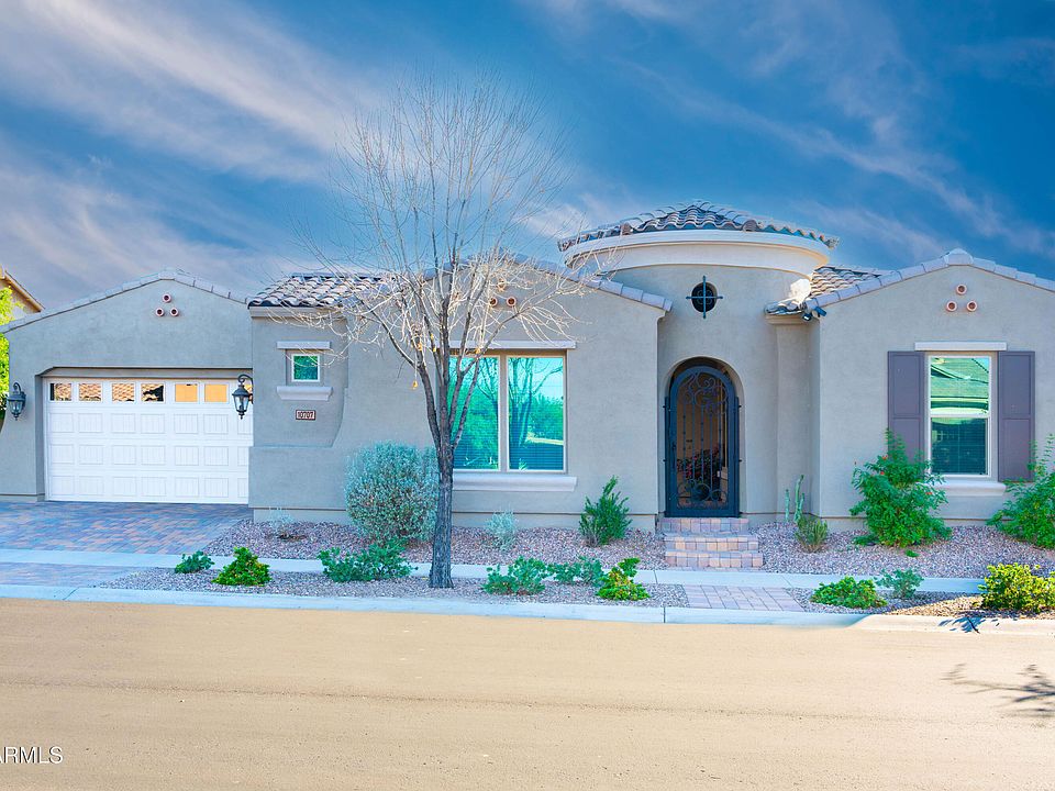 1st image of 10707 E LUMIERE Avenue