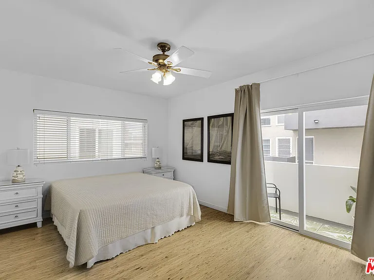 115 Galleon St #B — Photo 13