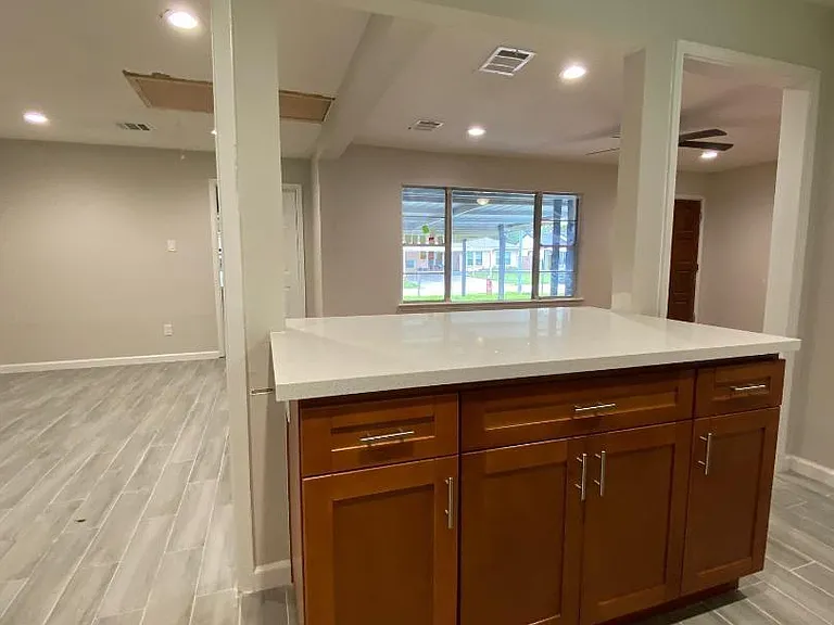2406 Rosemead Dr — Photo 10
