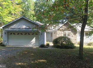 527 Mount Pleasant Dr, Locust Grove, VA 22508
