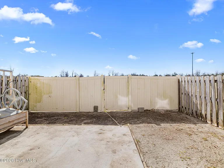 308 Winstead Loop — Photo 42