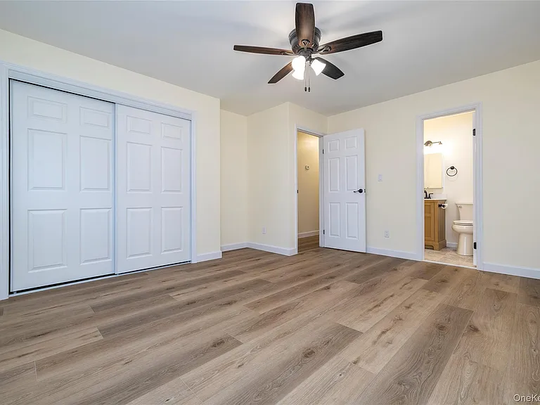 542 E Pine St #UPPER — Photo 14