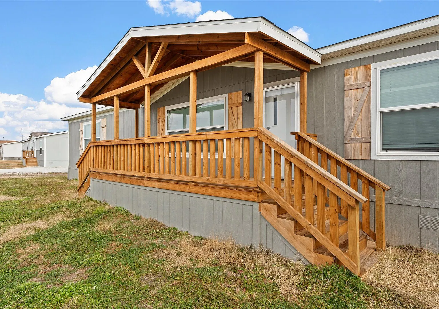 Spacious Country Living In Gholson — Photo 1