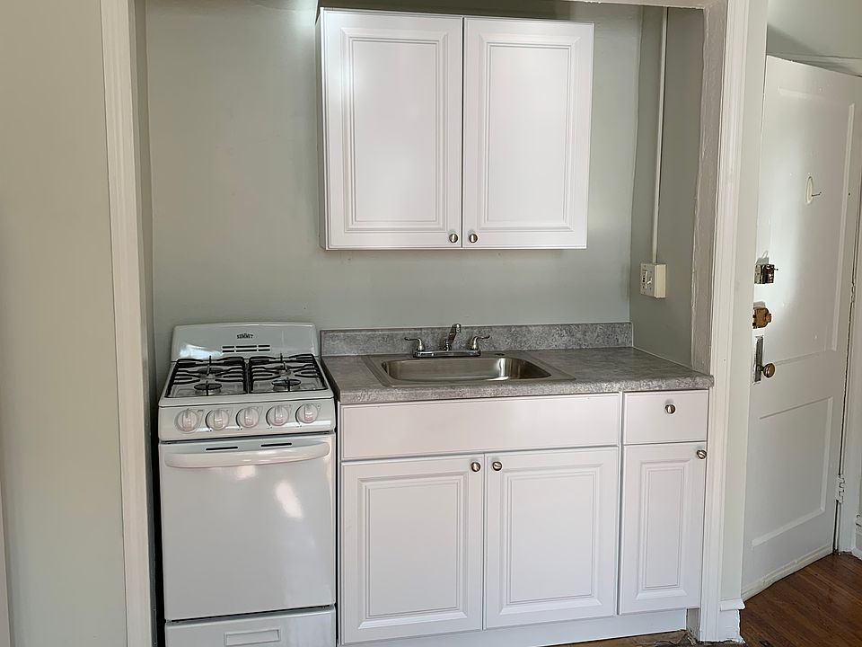 1st image of 5-415 S 42nd St #5