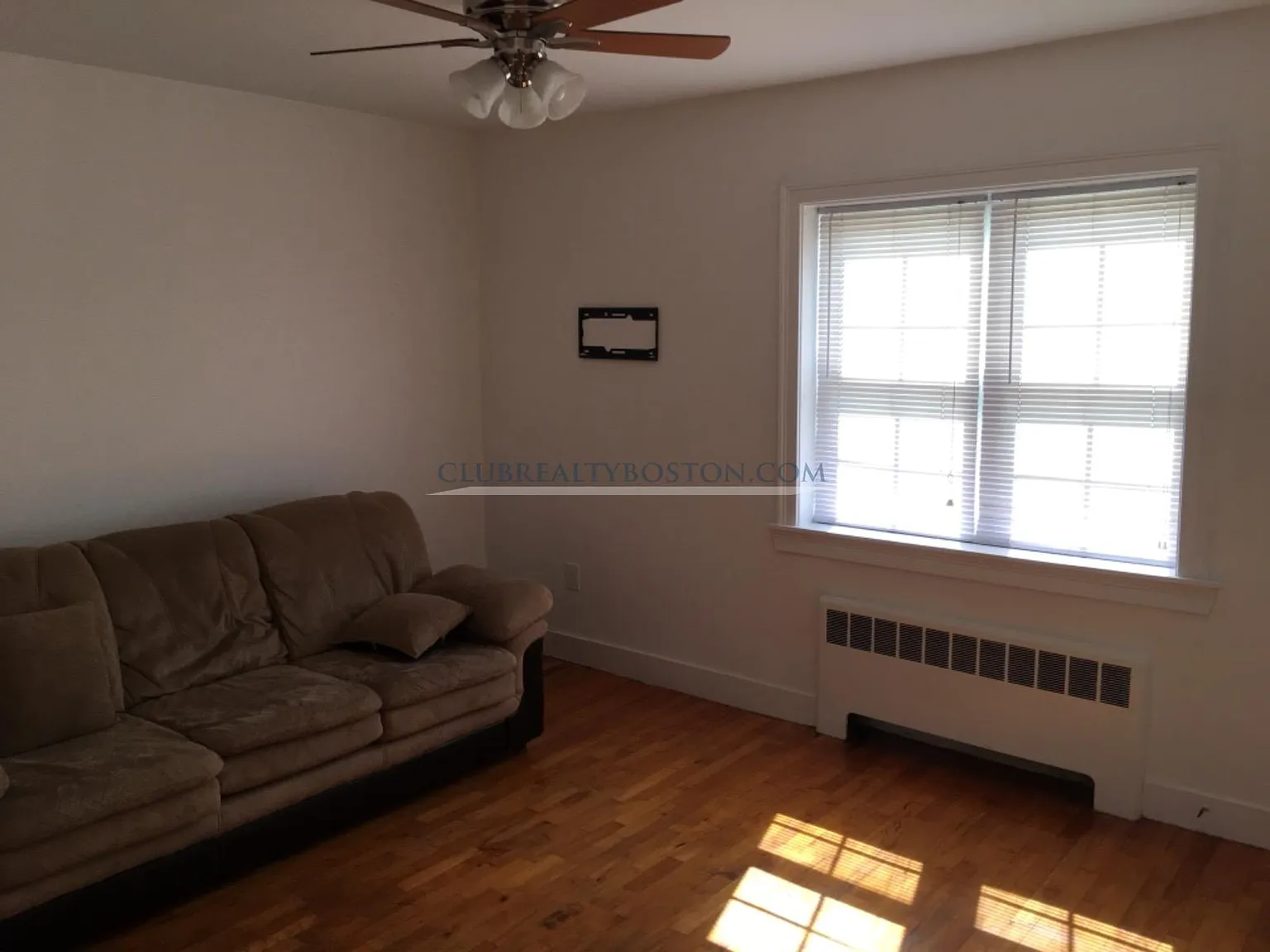 1 bed, 1.0 bath, 700 sqft, $2,000 — Photo 4