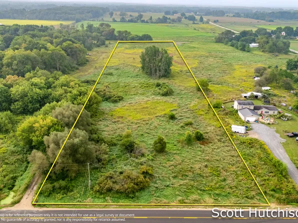 500 E 112th St, Grant, MI 49327