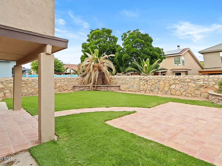 12564 Paseo Alegre Dr — Photo 45