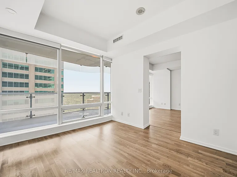 1 Bloor St E #3211 — Photo 18