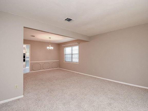 5th image of 19706 Mission Mill Ln