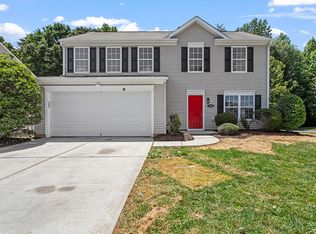 2560 Macleod St, Burlington, NC 27217