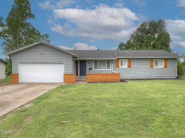 2720 E 25th St, Joplin, MO 64804