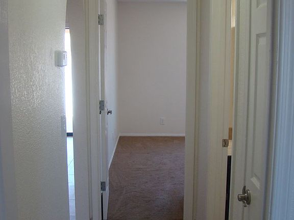 3rd image of 3032 El Dorado Ave N