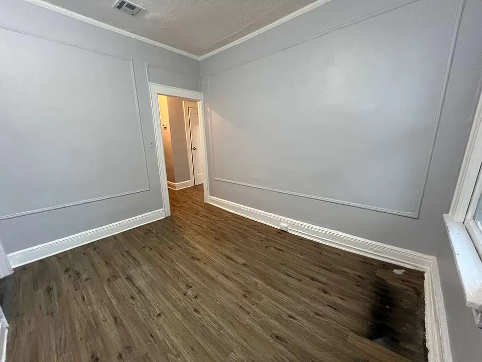 309 Park Ave #4C