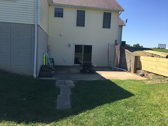 3rd image of 1611 E Private Road 255 N