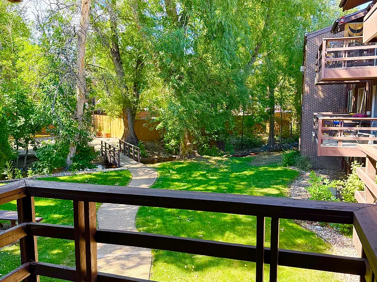 The Cove Apartments — Photo 3