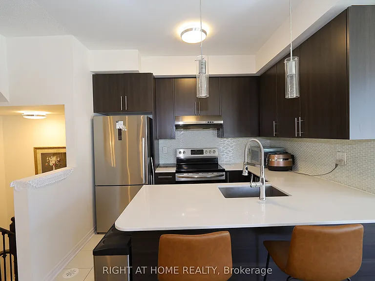 1255 Bridletowne Cir #14 — Photo 6
