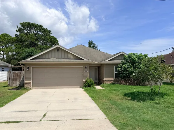 2042 Alhambra St, Navarre, FL 32566