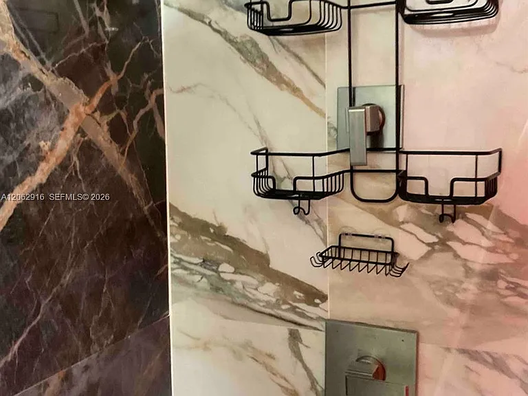 101 Miami Gardens Rd — Photo 15