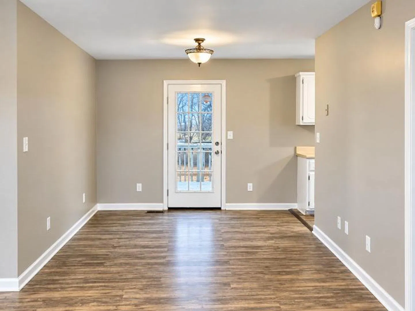 3 Bedroom 2 Bath Ranch Home — Photo 4