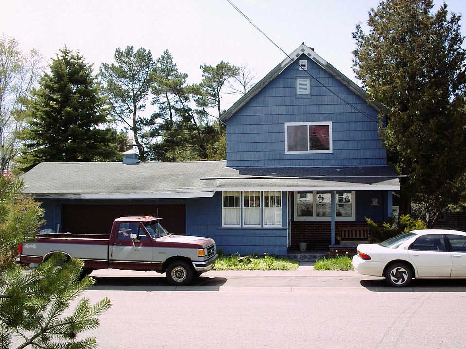 747 7th St, Laurium, MI 49913 Zillow