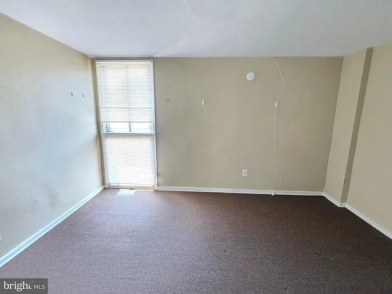 4037 Baltimore Ave — Photo 9