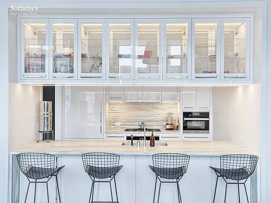 Rented by Sotheby's International Realty | media 2