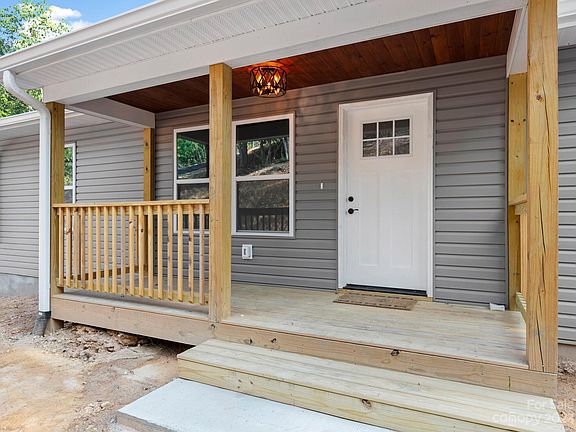 4th image of 61 Carroll Mountain Dr