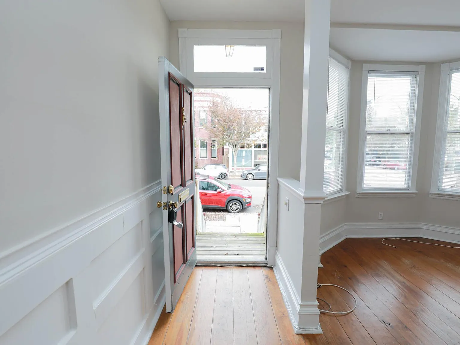 3 bed, 2044 sqft, $2,000 — Photo 4