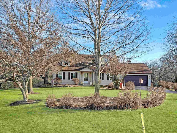 17-104 Hidden Cove Dr, Lanark, IL 61046