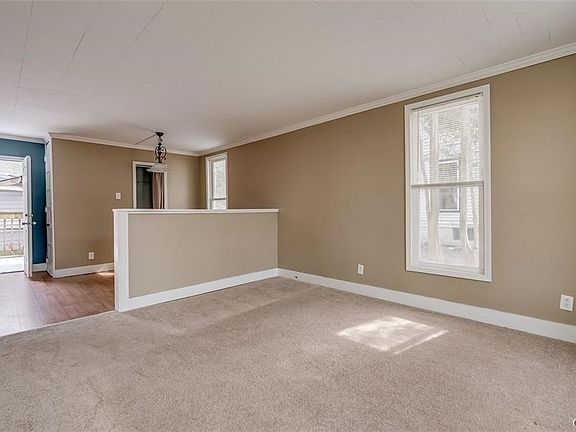 5th image of 148 N Mechanic St