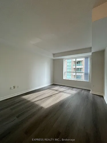 29 Pemberton Ave #503 Photo 1