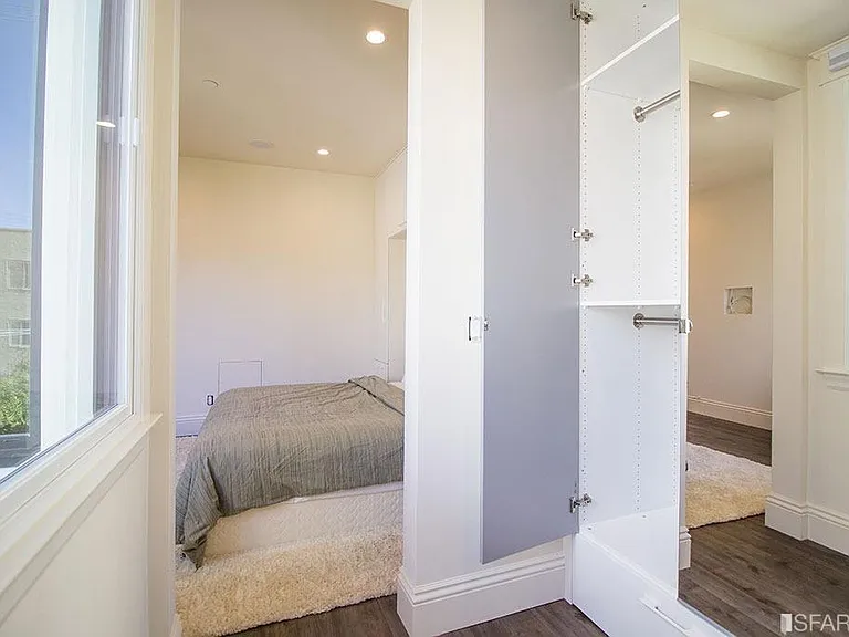 648 Lombard St #1/2 — Photo 12