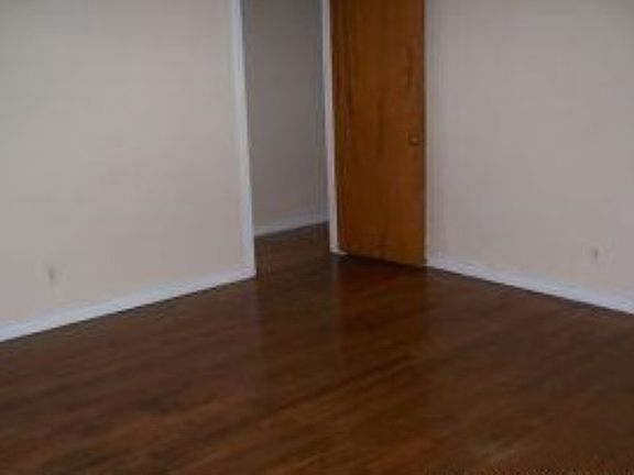 2nd image of 89 Sue Ann Dr