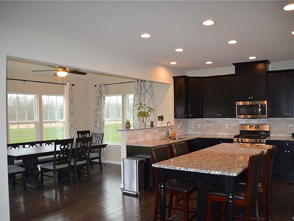 3rd image of 4351 Nancy Ct