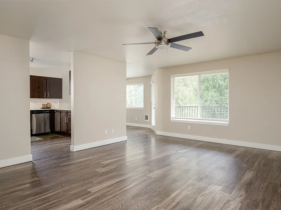 Twin Creeks | Living Room