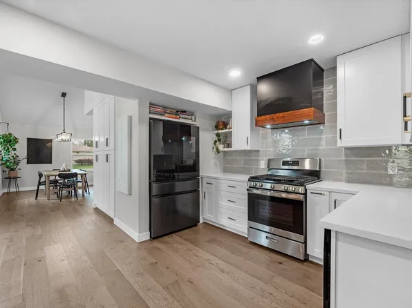 5041 Nina Lee Ln, Houston, TX 77092