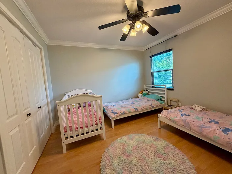 2416 W Chicago Ave — Photo 16