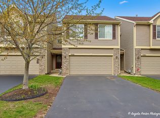 6962 Brightwater Dr, Fox Lake, IL 60020