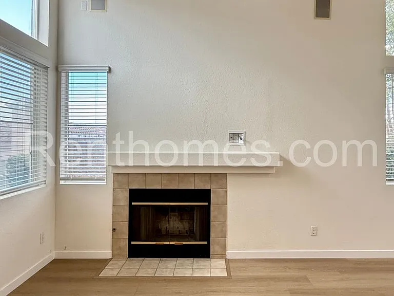 11065 Caminito Arcada — Photo 4