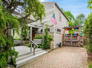 111 N Roosevelt Ave, Columbus, OH 43209