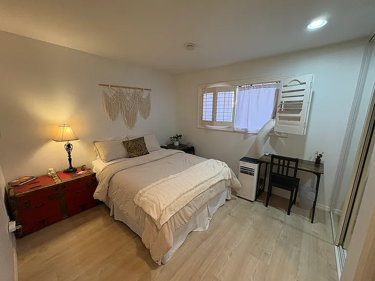345 University Dr #D4 — Photo 17