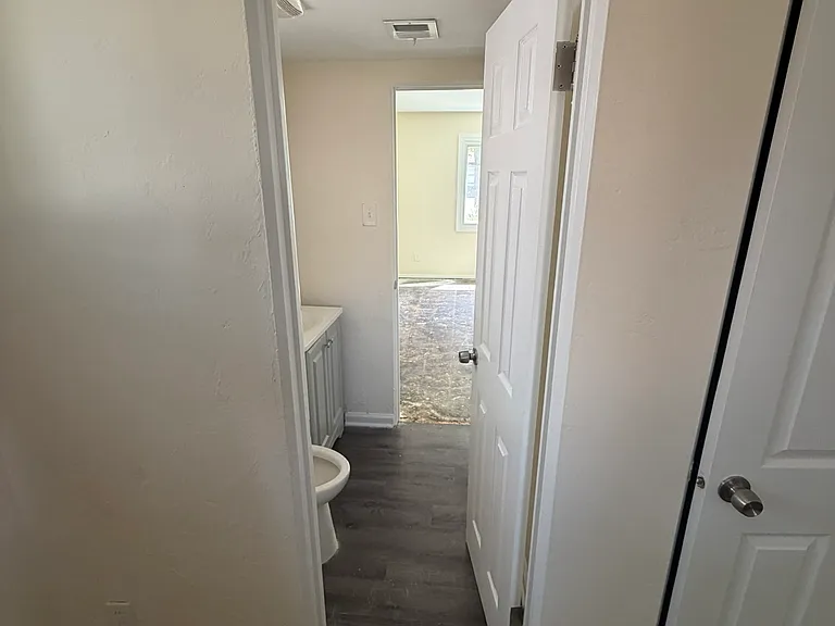 670 Hemlock Dr — Photo 7