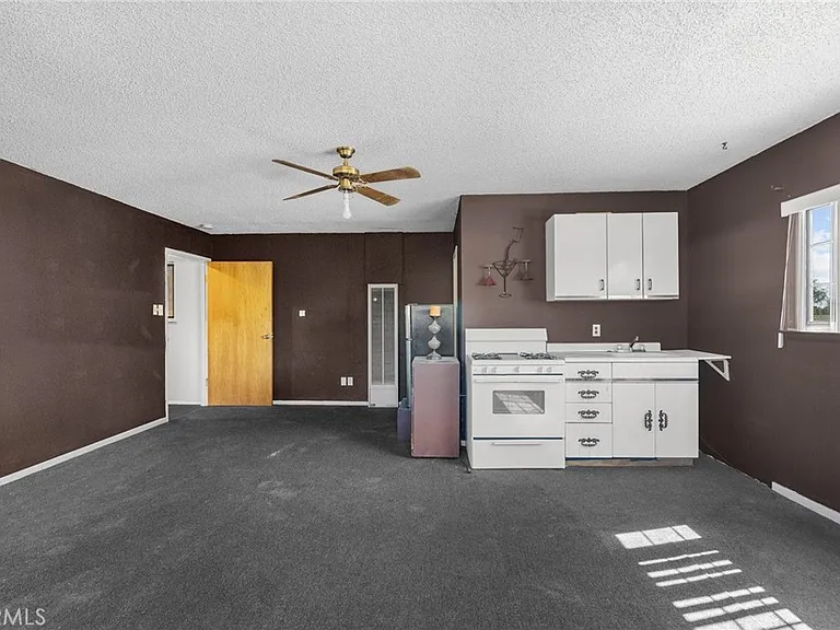 663 Eston Pl #663 — Photo 17