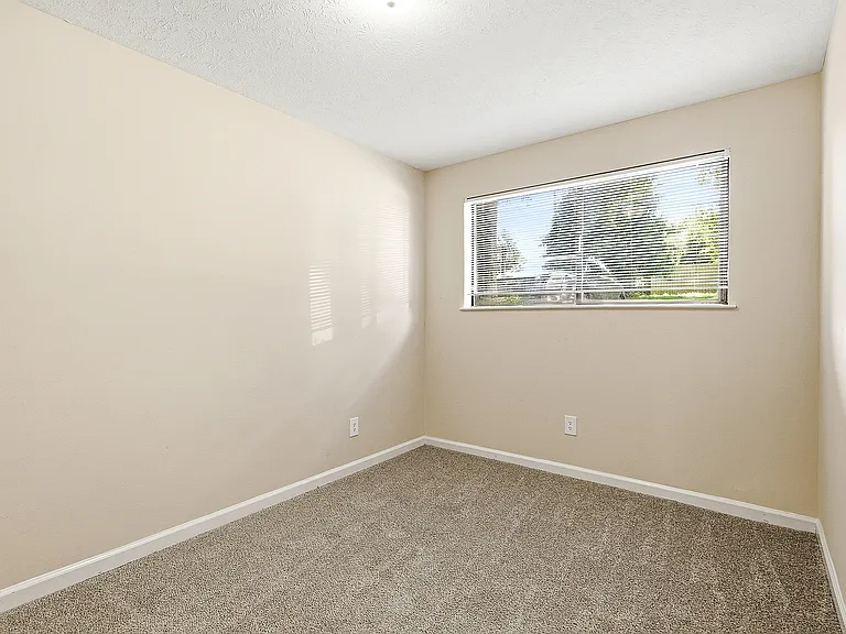 Roost - Bedroom 1