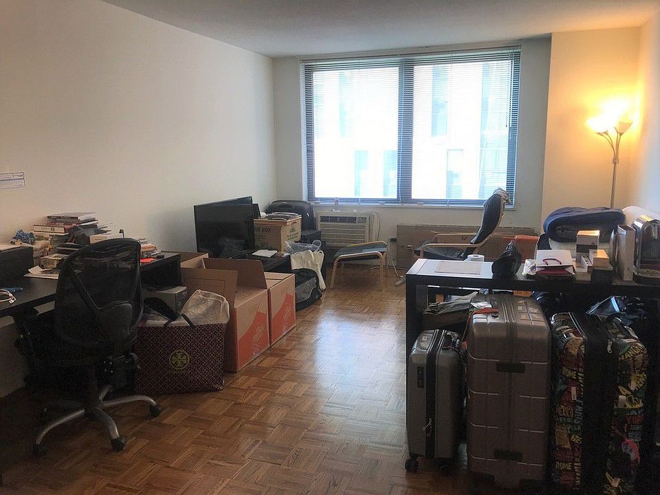1st image of 1641 3rd Ave APT 13B