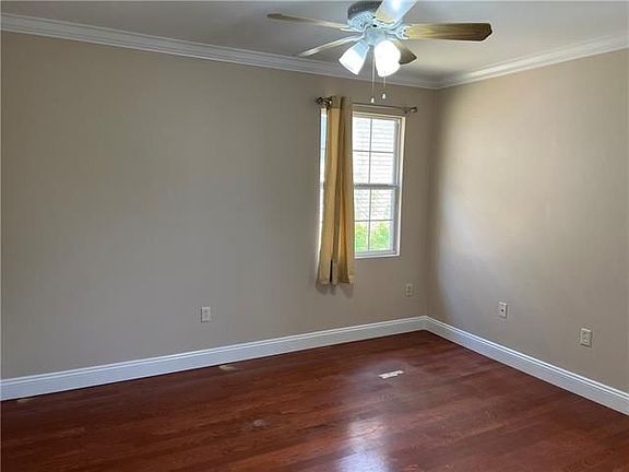 5th image of 5119 Touro St