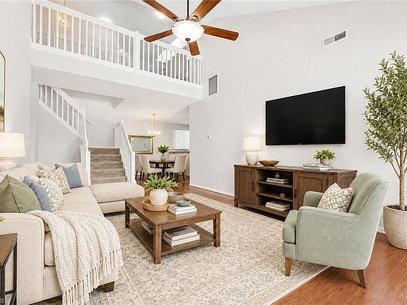 4th image of 1004 Gretchen Ln Unit A