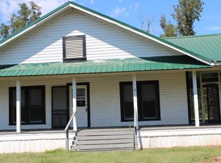 6670 Rainbow Rd, Grand Ridge, FL 32442